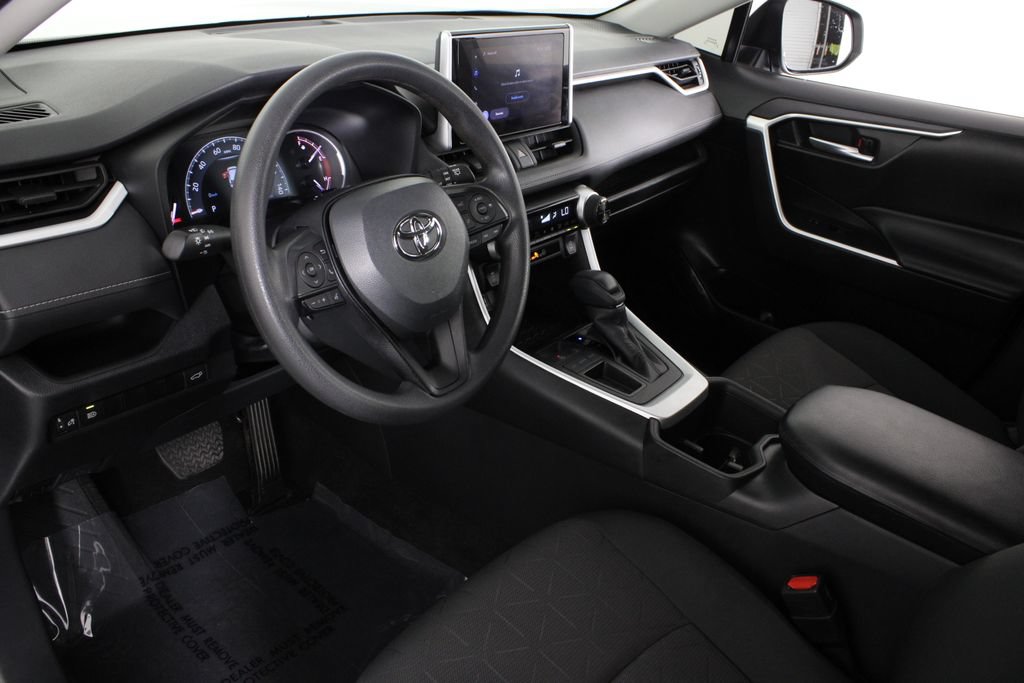 Used 2023 Toyota RAV4 XLE w/ Convenience Package FWD image 18
