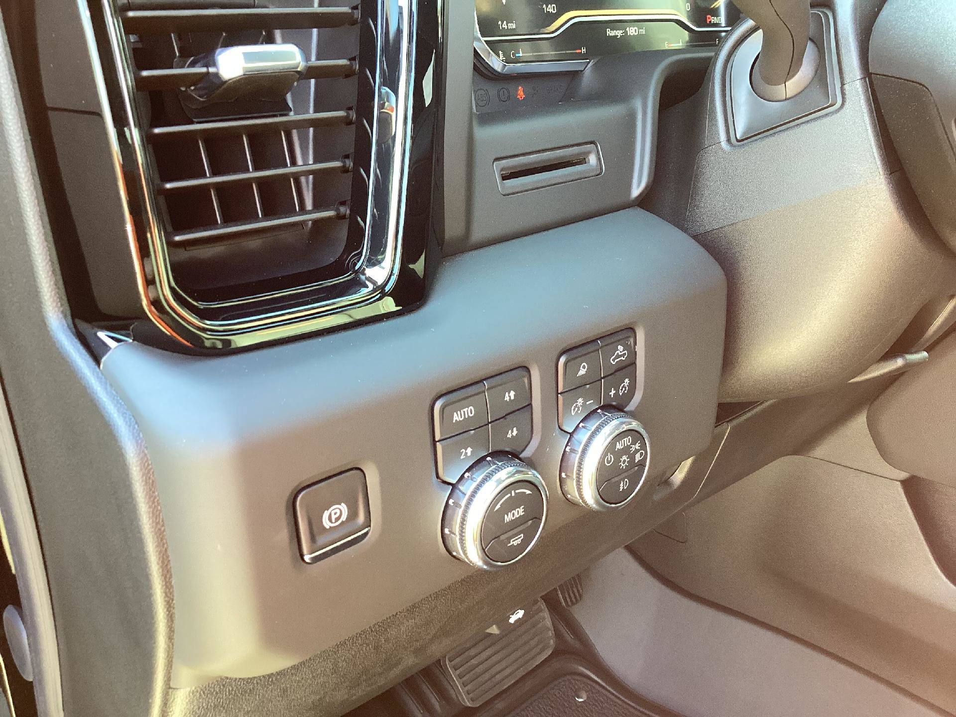 New 2025 GMC Sierra 2500 AT4 w/ Max Trailering Package image 9