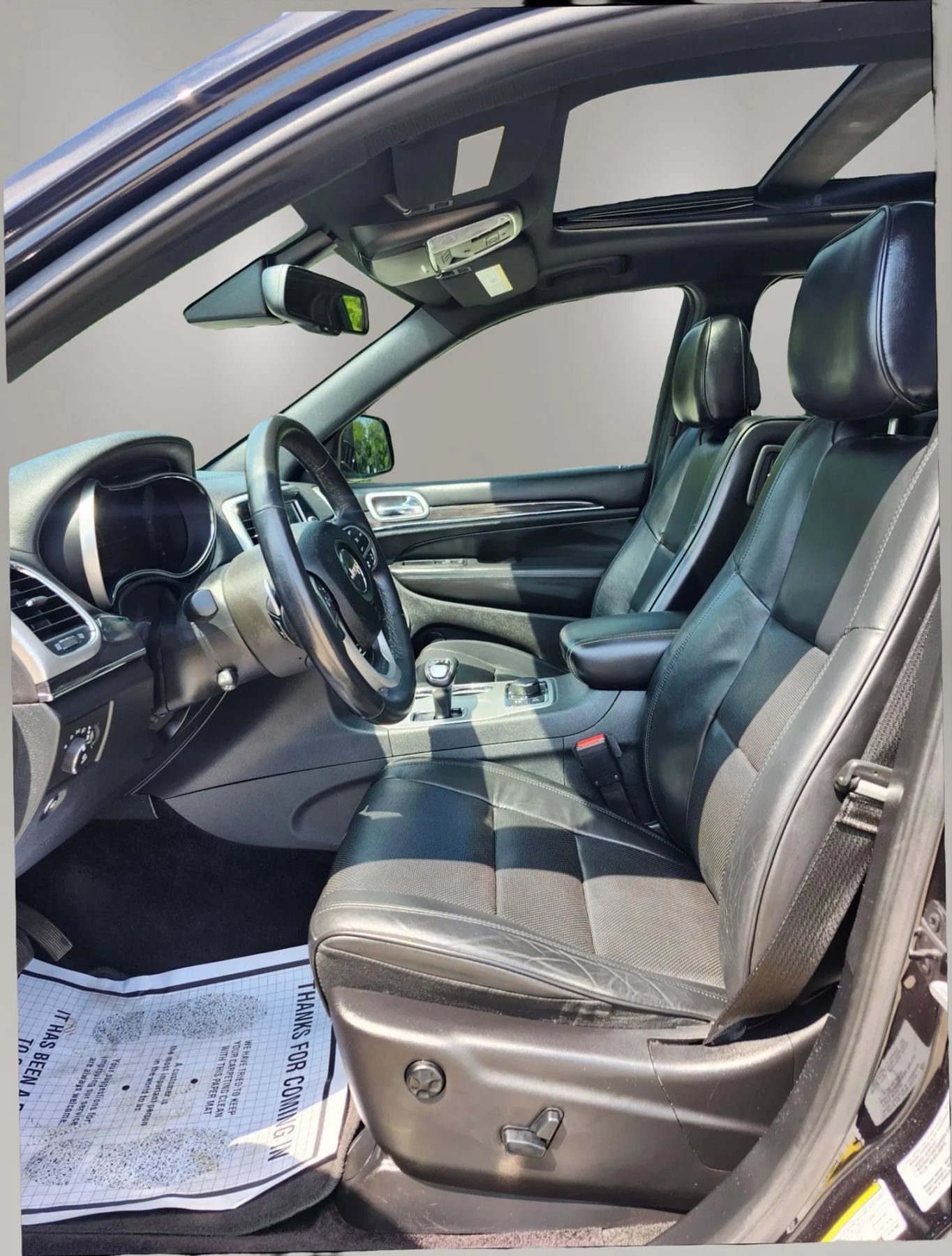 Used 2015 Jeep Grand Cherokee High Altitude AWD/4WD image 12