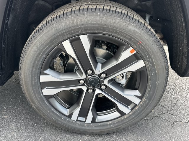 New 2027 Jeep Grand Cherokee Limited AWD/4WD image 26