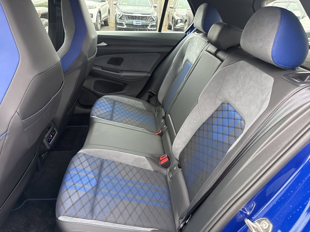 Used 2025 Volkswagen Golf R AWD/4WD image 17