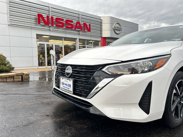 Used 2024 Nissan Sentra SV FWD image 14
