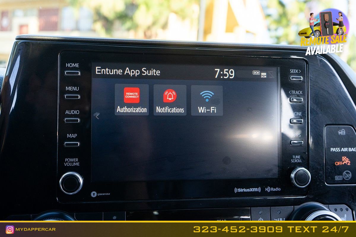 Used 2020 Toyota Highlander XLE FWD image 37