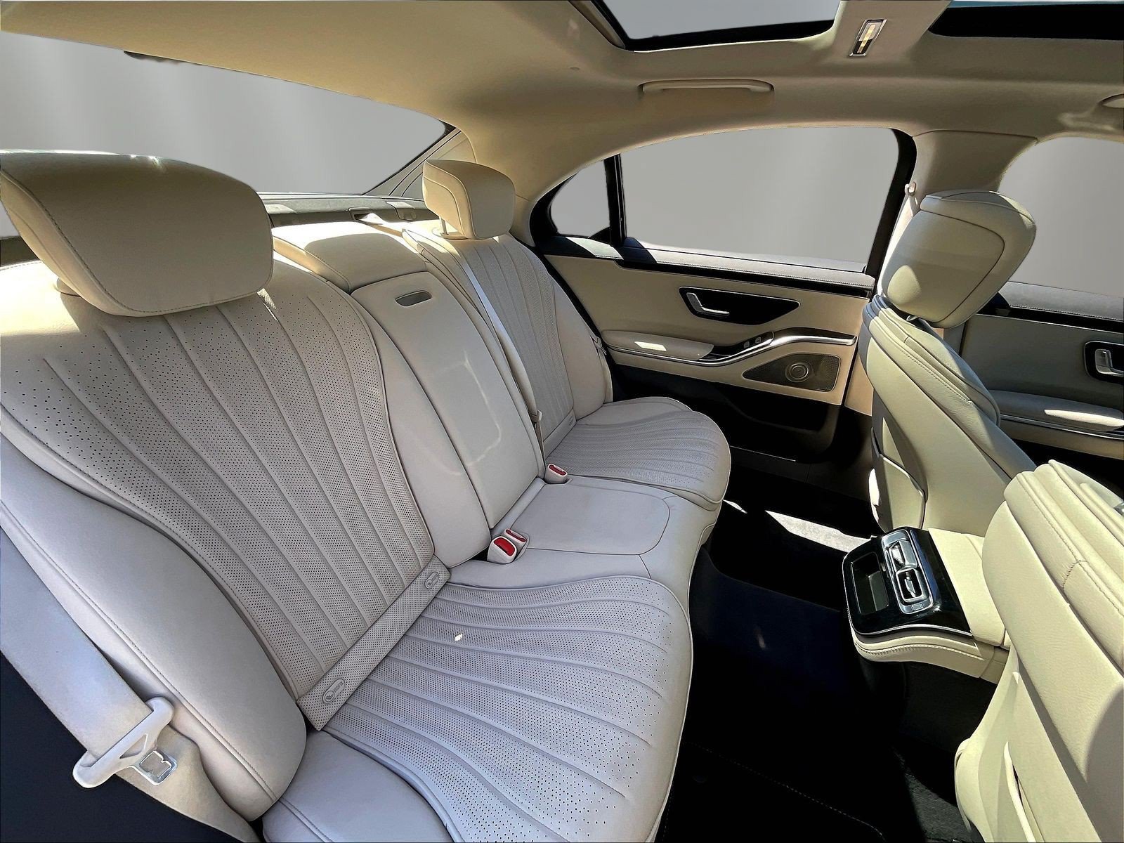 Certified 2023 Mercedes-Benz S 500 4MATIC image 27
