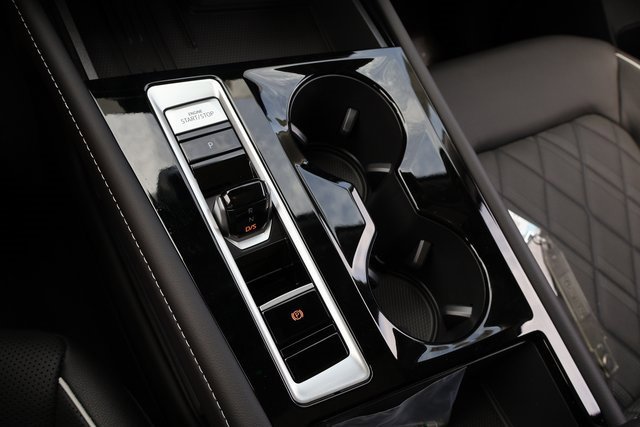 New 2026 Volkswagen Atlas SEL Premium R-Line image 25