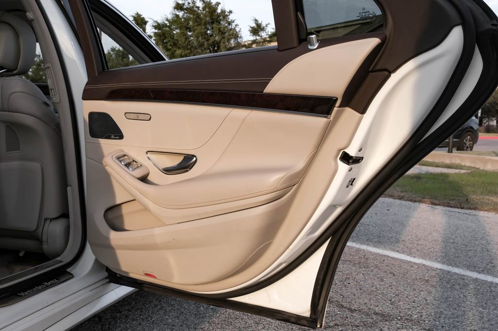 Used 2019 Mercedes-Benz S 560 4MATIC Sedan image 56