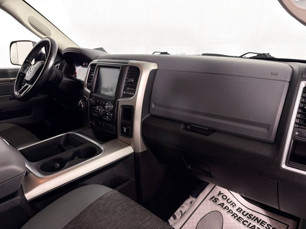 Used 2018 RAM 1500 Outdoorsman AWD/4WD image 31