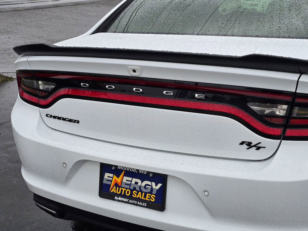 Used 2017 Dodge Charger R/T w/ Plus Group image 14