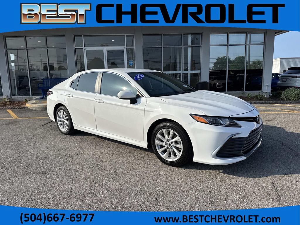 Used 2023 Toyota Camry LE FWD video 1
