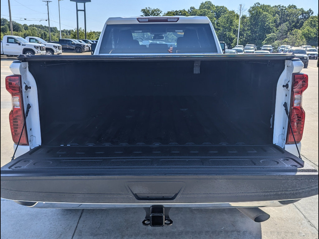 Used 2024 Chevrolet Silverado 3500 LT w/ Convenience Package AWD/4WD image 16