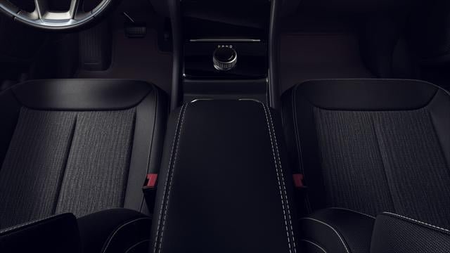 New 2026 Jeep Grand Cherokee L 2WD image 34