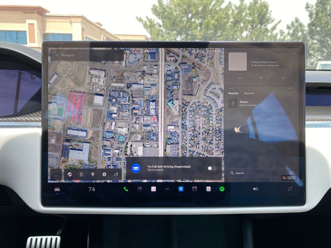 Used 2022 Tesla Model S Plaid AWD/4WD image 20