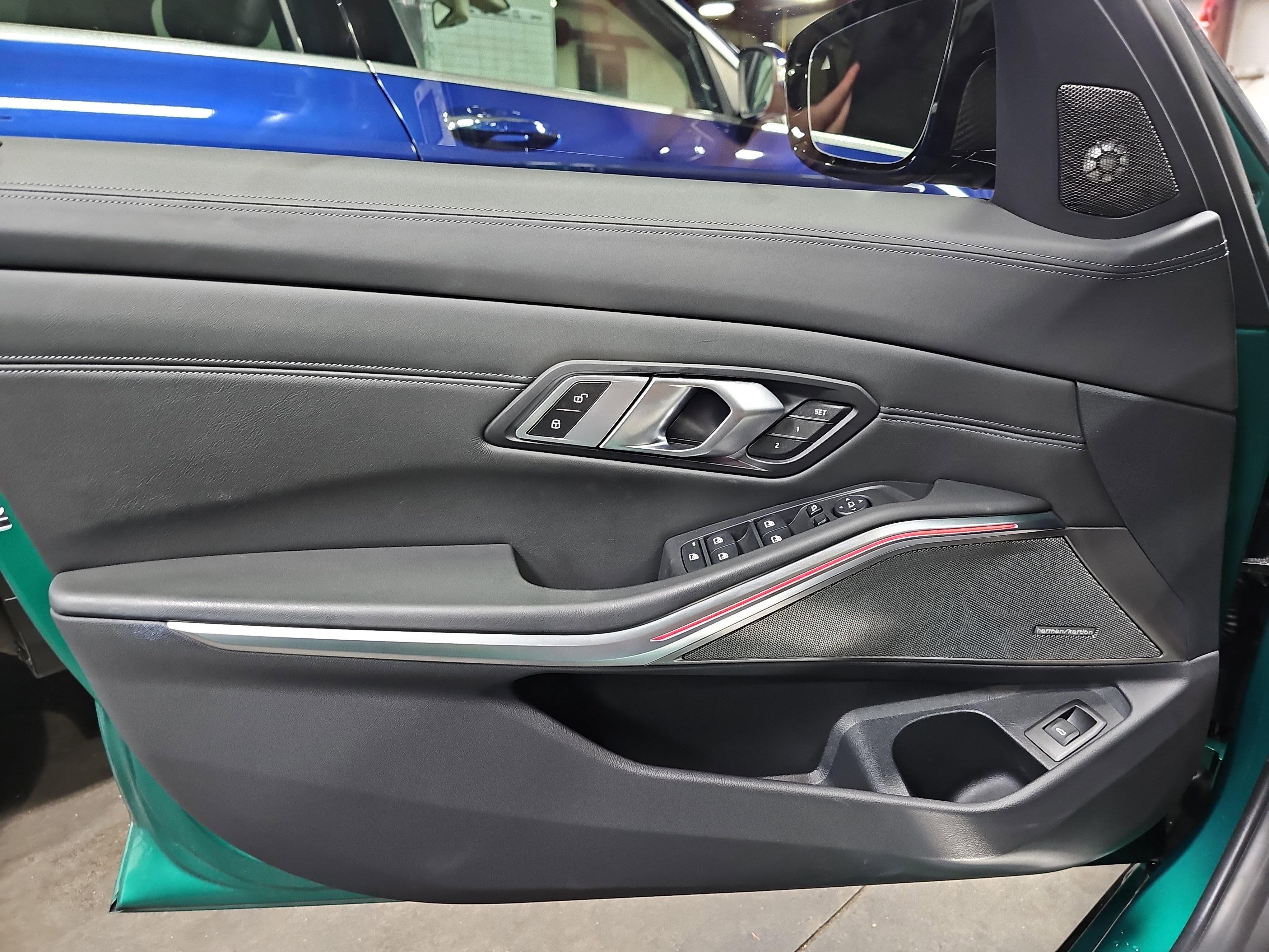 Used 2023 BMW M3 Competition w/ M Carbon Exterior Package image 28