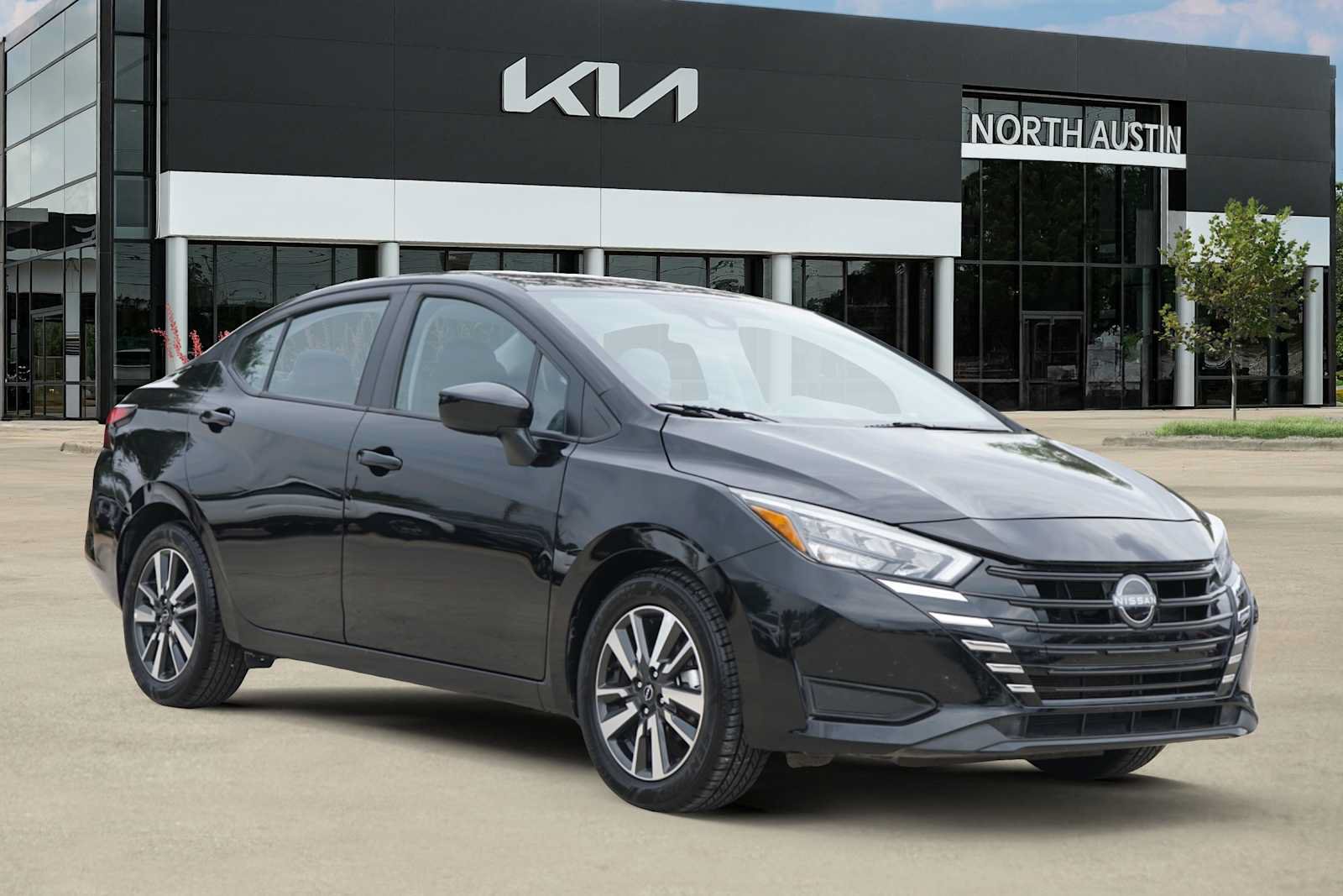 Used 2025 Nissan Versa SV FWD image 6