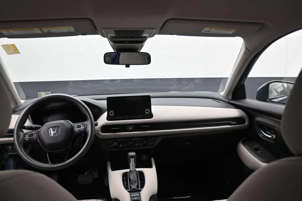 Used 2024 Honda HR-V LX image 14