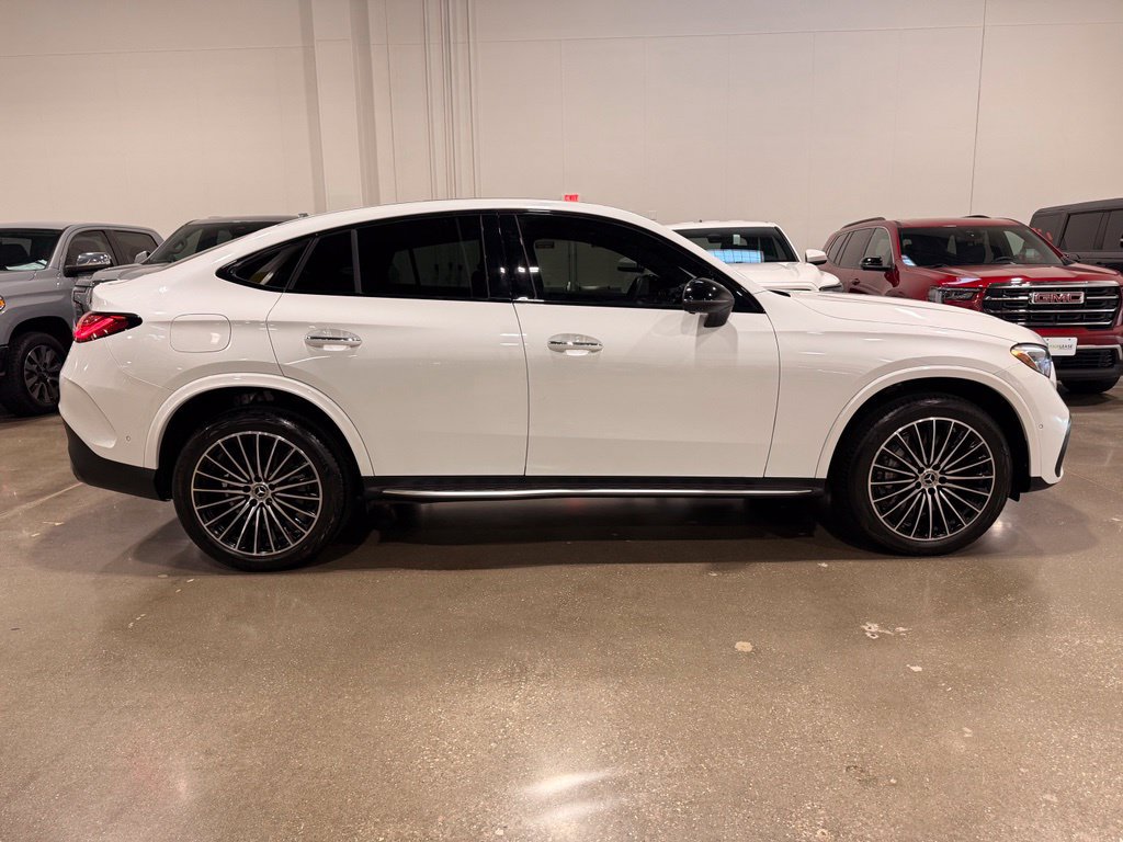 Used 2024 Mercedes-Benz GLC 300 4MATIC image 4