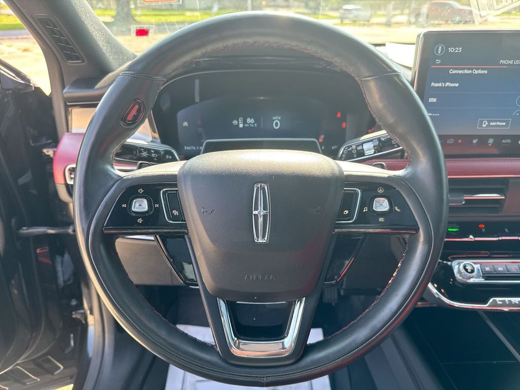 Used 2023 Lincoln Corsair Reserve w/ Equipment Group 202A image 16