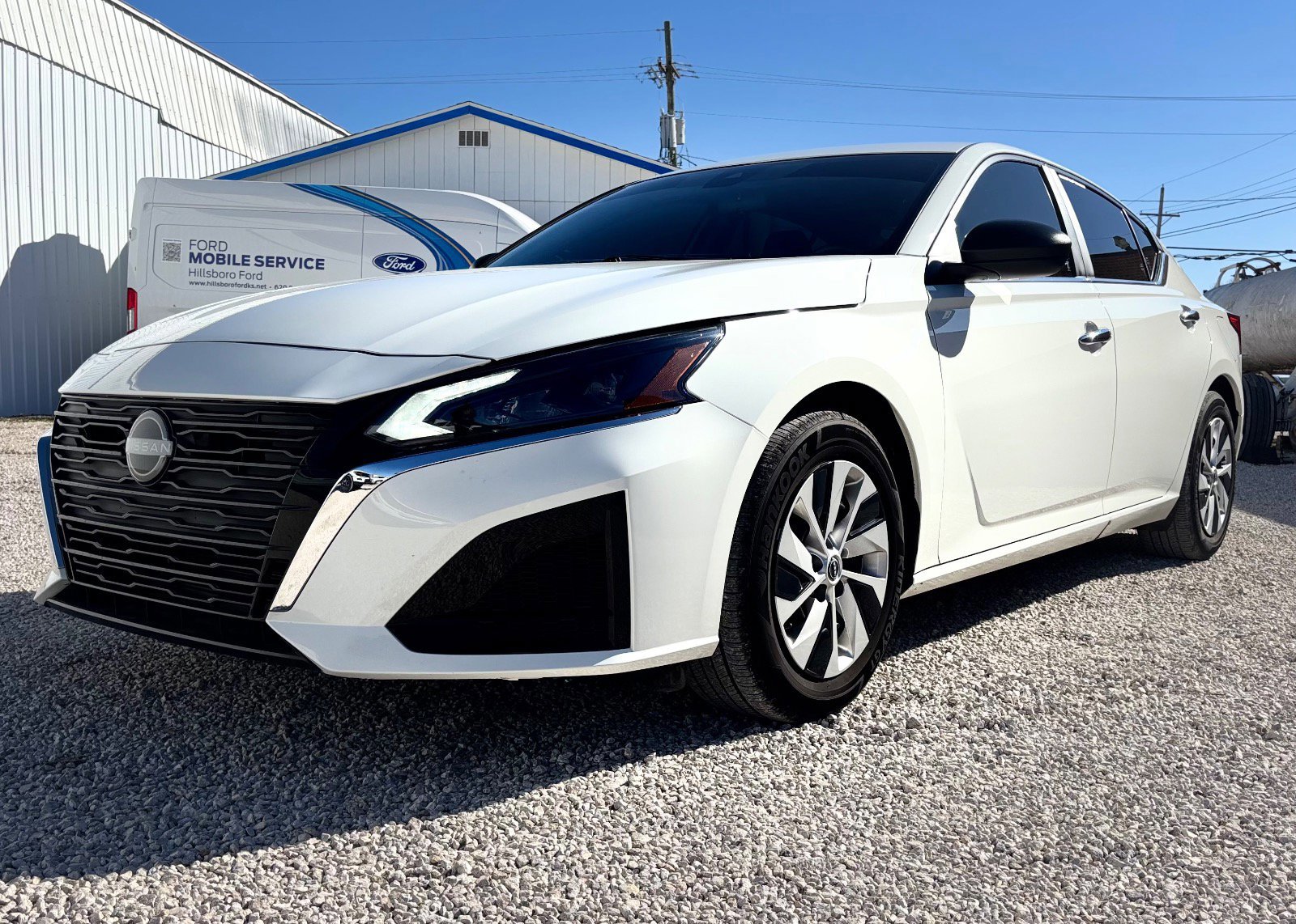 Used 2025 Nissan Altima 2.5 S image 14