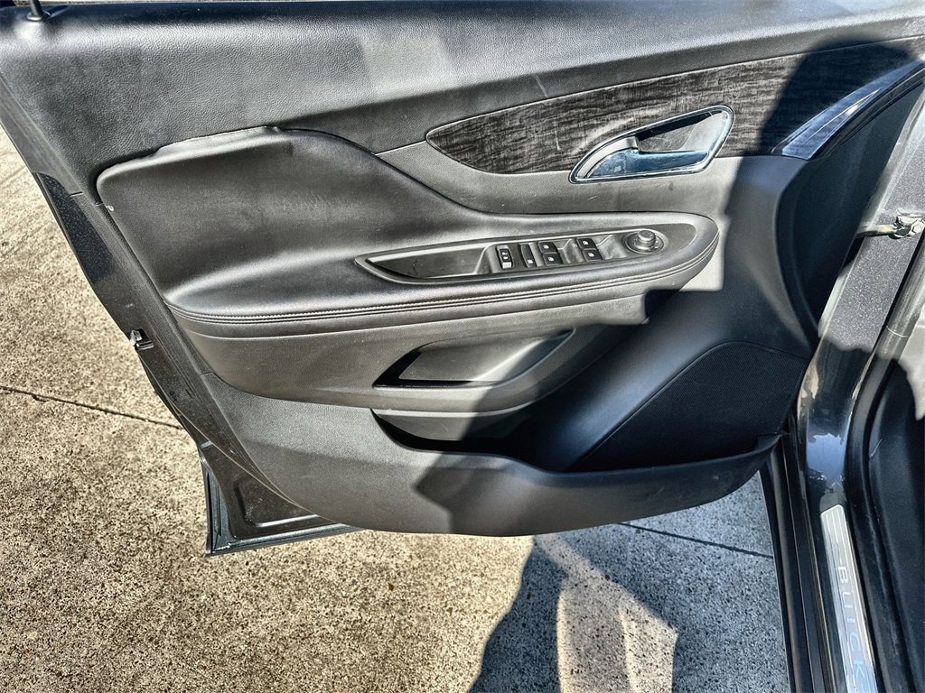 Used 2016 Buick Encore FWD image 21