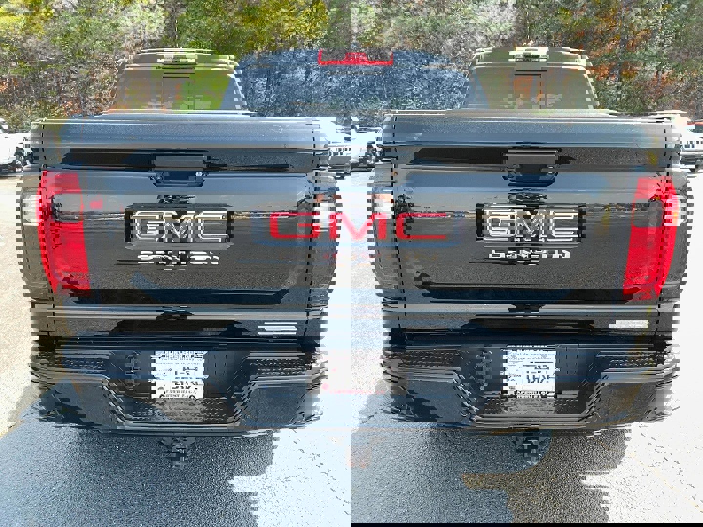 Used 2024 GMC Canyon Elevation w/ Convenience Package image 7