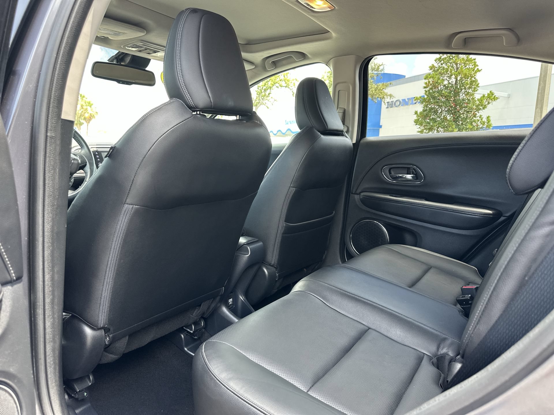 Used 2019 Honda HR-V EX-L image 18