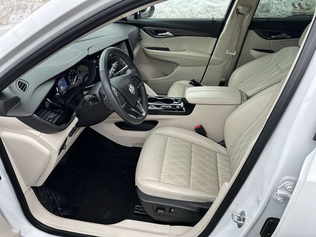 Used 2022 Buick Envision Avenir w/ Technology Package II image 12