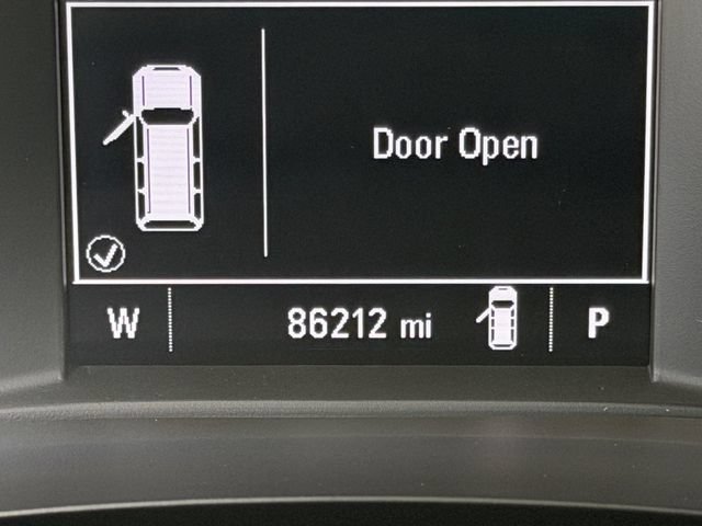 Used 2019 Chevrolet Traverse LS FWD image 17