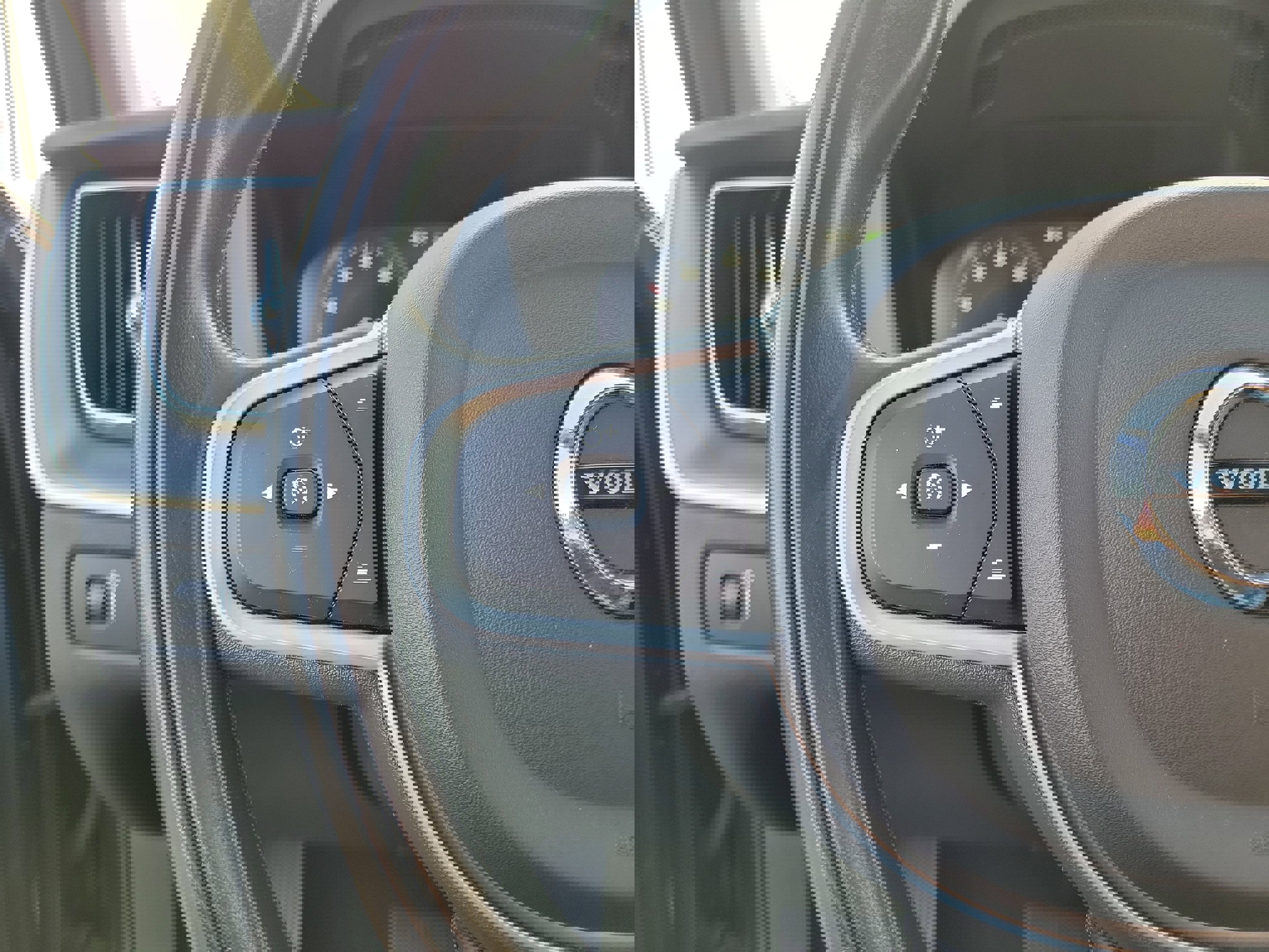 Used 2020 Volvo XC60 T5 Momentum w/ Protection Package Premier image 22