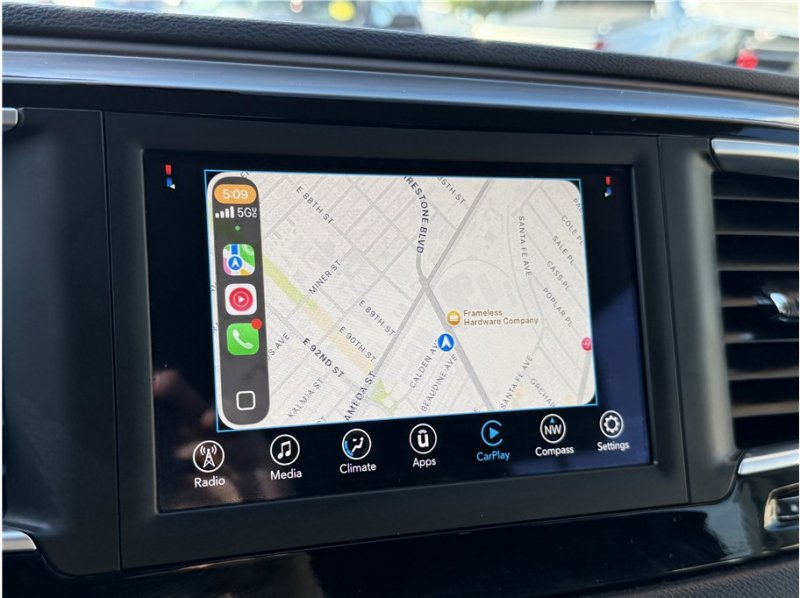 Used 2021 Chrysler Voyager Lxi image 50