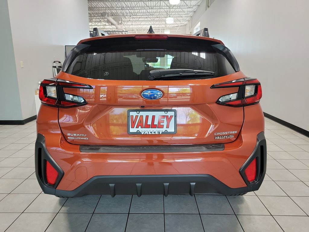 Used 2025 Subaru Crosstrek 2.0i Premium AWD/4WD image 9
