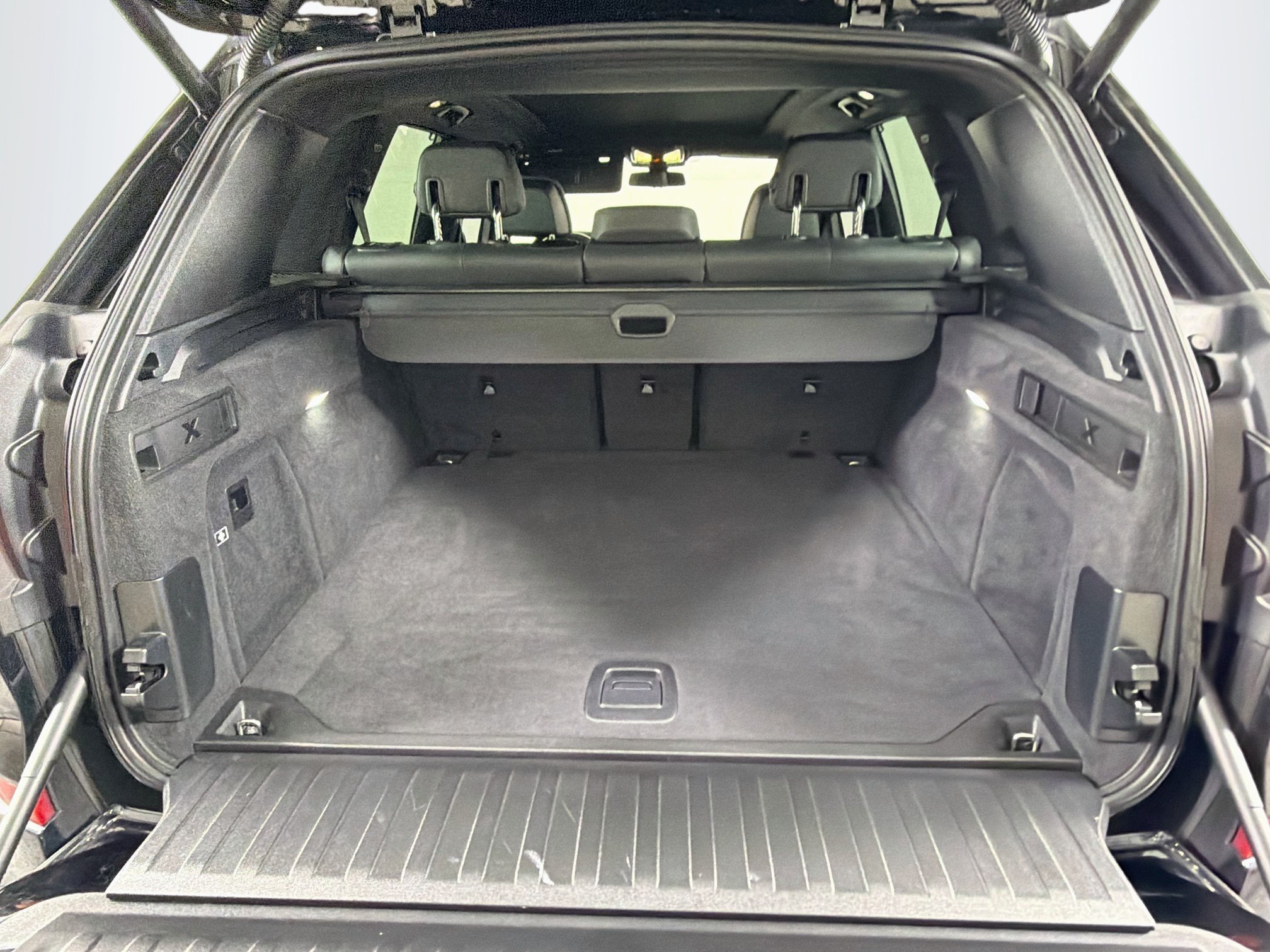 Used 2022 BMW X5 sDrive40i w/ M Sport Package RWD image 29