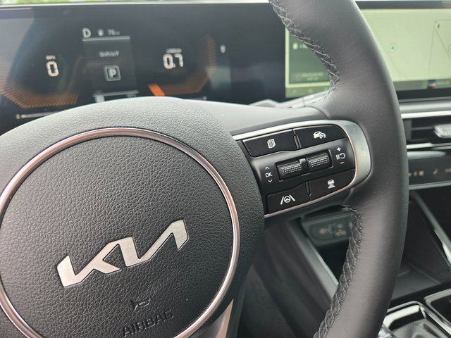 New 2025 Kia K5 GT-Line image 16
