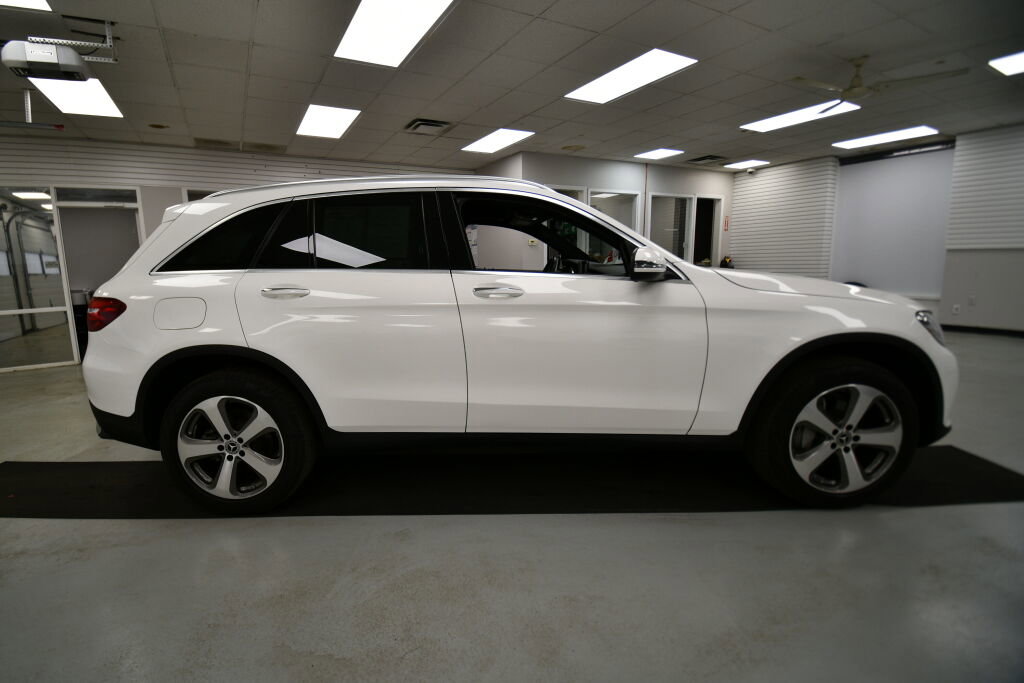Used 2019 Mercedes-Benz GLC 300 4MATIC image 8