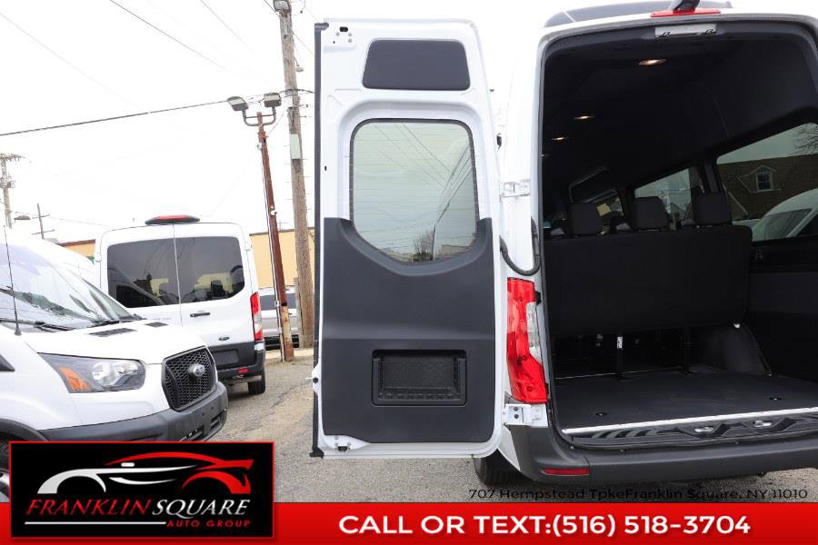 Used 2025 Mercedes-Benz Sprinter 2500 image 10