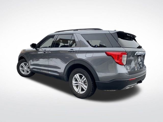 Certified 2023 Ford Explorer XLT w/ Equipment Group 202A image 3