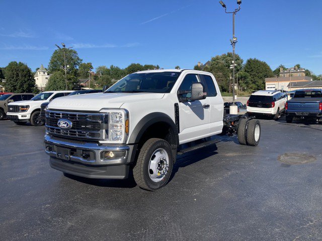 New 2027 Ford F450 XL w/ XL Chrome Package AWD/4WD image 4