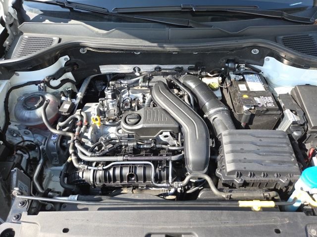 Used 2022 Volkswagen Taos SEL w/ Panoramic Sunroof Package image 27