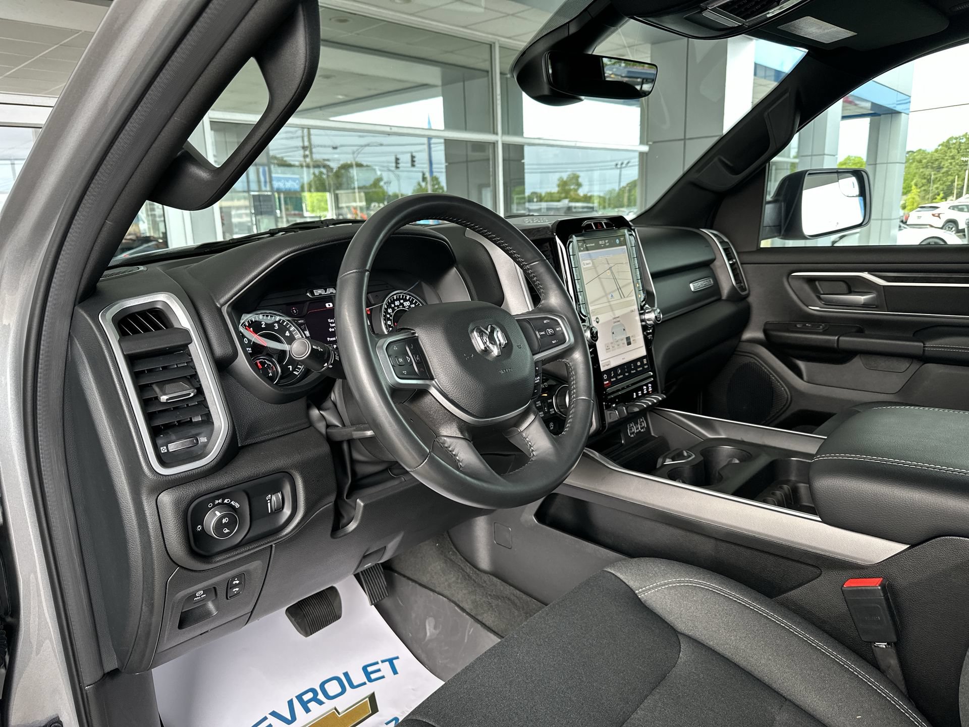 Used 2023 RAM 1500 Big Horn AWD/4WD image 10