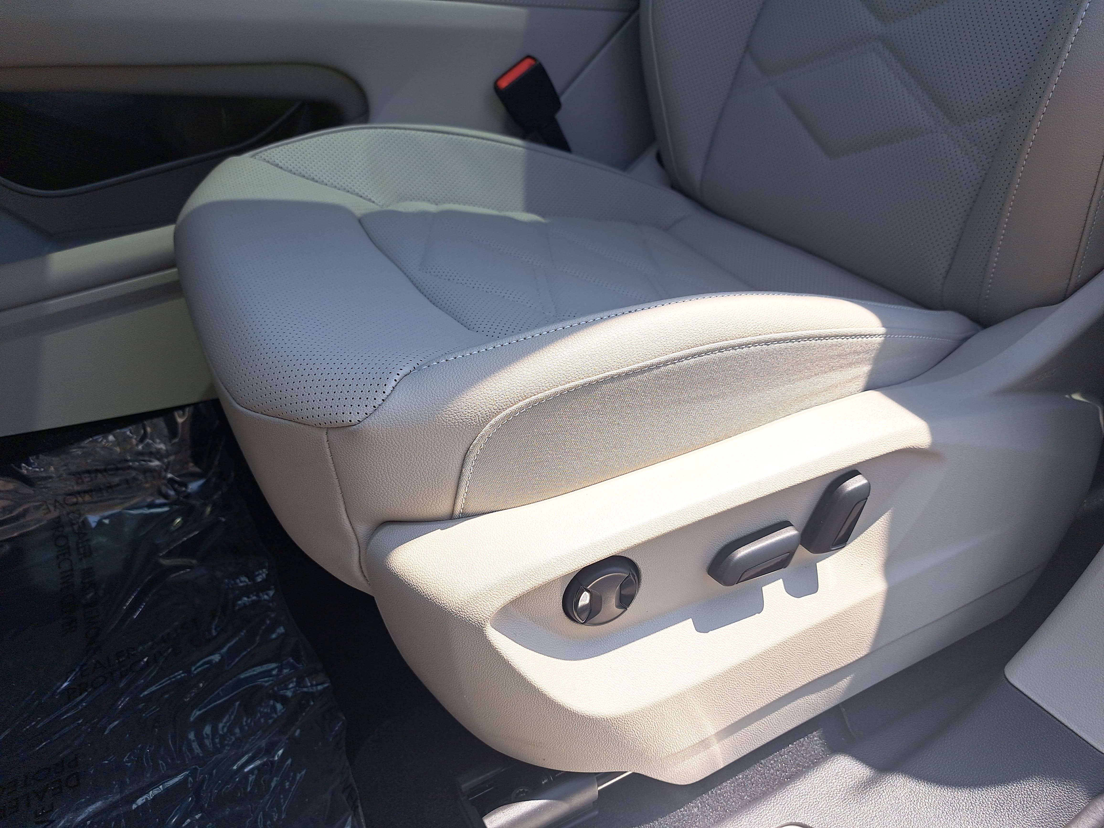 New 2026 Volkswagen Atlas SE AWD/4WD image 28