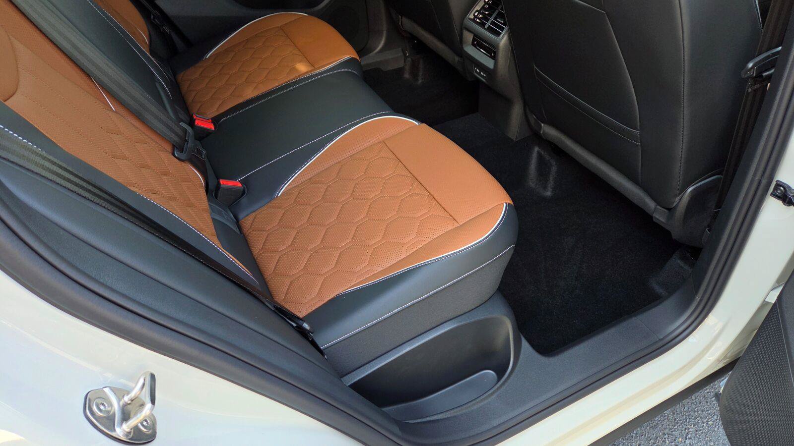 New 2027 Volkswagen Tiguan SEL R-Line AWD/4WD image 46