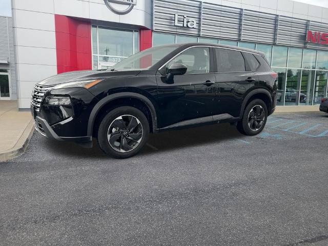 Certified 2026 Nissan Rogue SV AWD/4WD image 8
