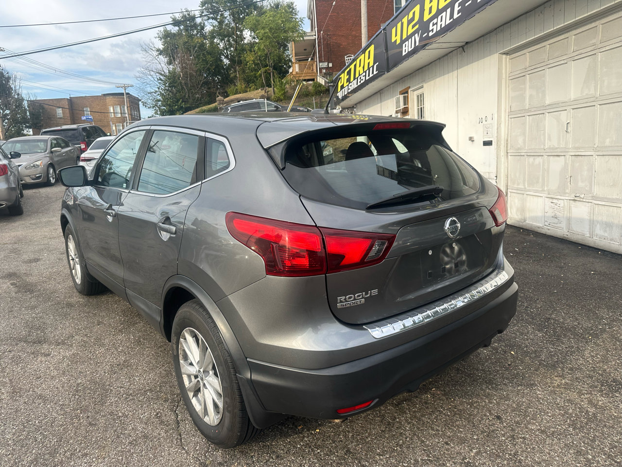 Used 2017 Nissan Rogue Sport S w/ S Appearance Package image 8