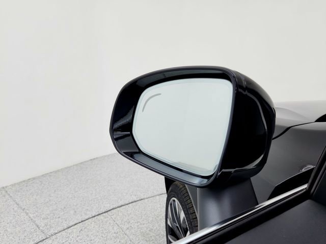 New 2025 Volvo XC90 B6 Plus w/ Protection Package Premier image 23