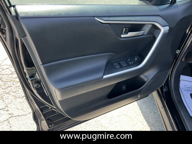 Used 2023 Toyota RAV4 XLE image 10
