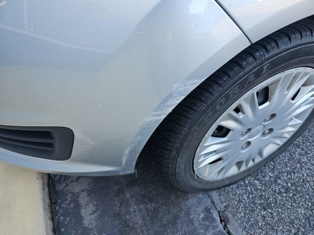 Used 2016 Ford Fiesta S image 4