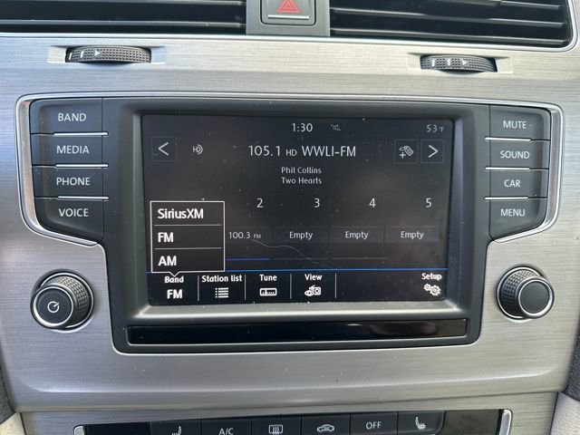 Used 2017 Volkswagen Golf S image 24