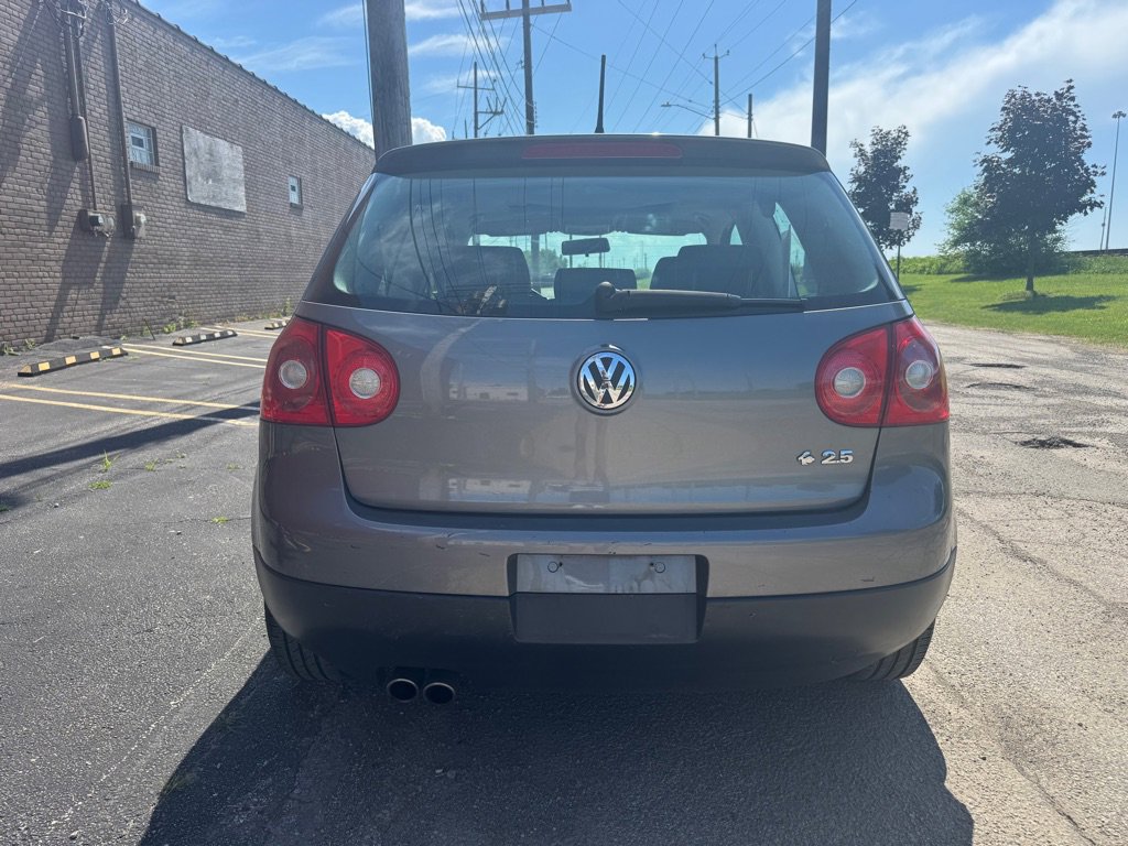 Used 2009 Volkswagen Rabbit S image 4