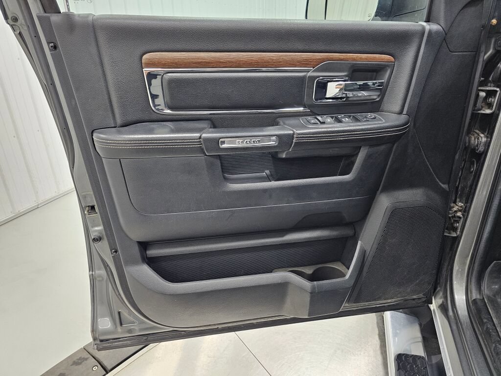 Used 2013 RAM 2500 Laramie w/ Cold Weather Group AWD/4WD image 27
