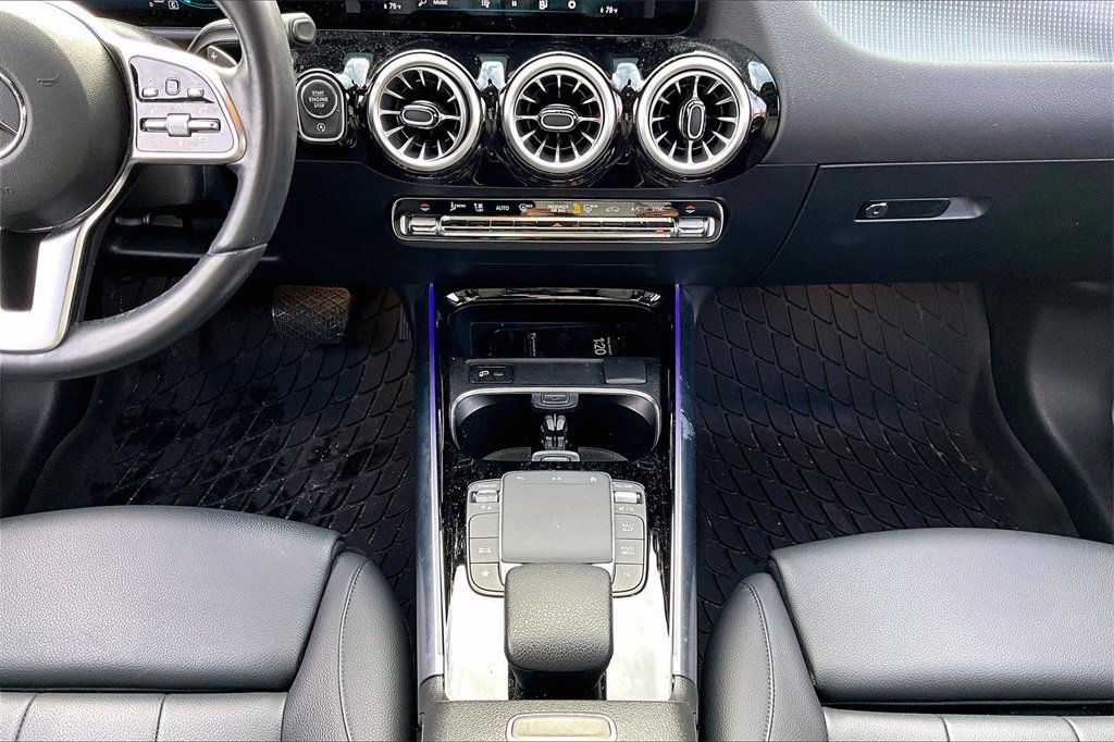 Used 2022 Mercedes-Benz GLA 250 4MATIC image 24