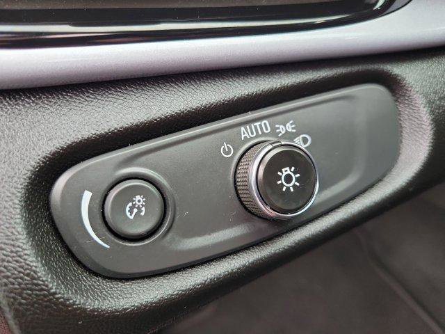 Used 2017 Chevrolet Volt LT w/ Comfort Package image 17